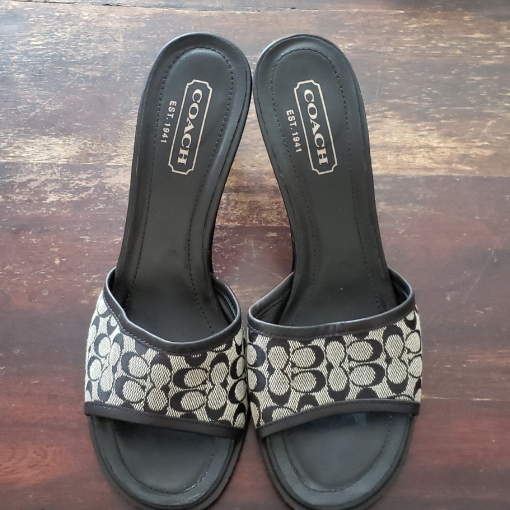 COACH Sandel size 7